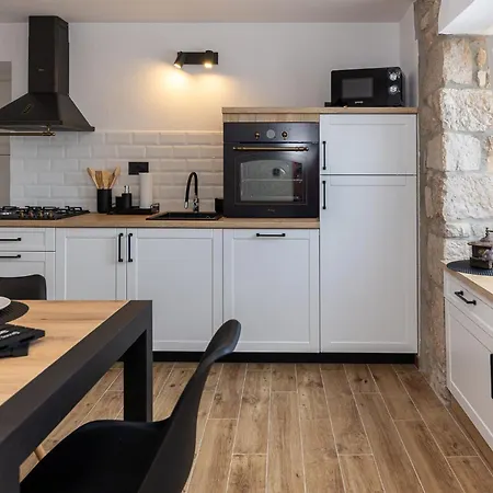 Holiday home Kuca Za Odmor Iva Grizane-Belgrad