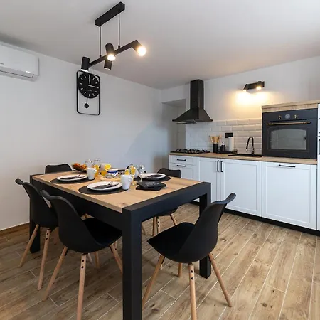 Holiday home Kuca Za Odmor Iva