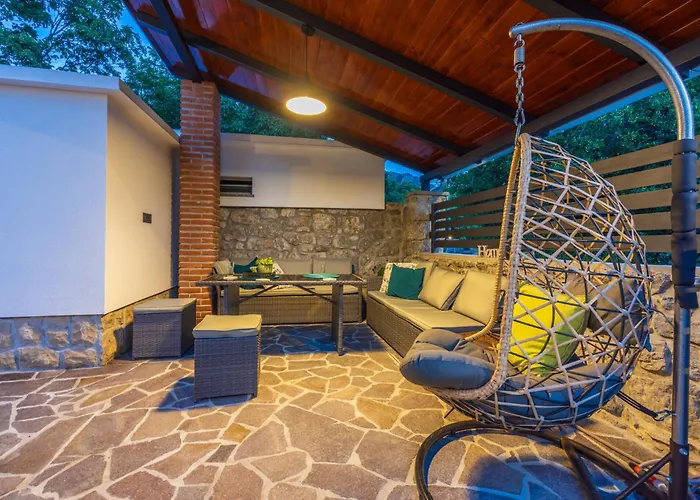 Kuca Za Odmor Iva 別荘 Grižane